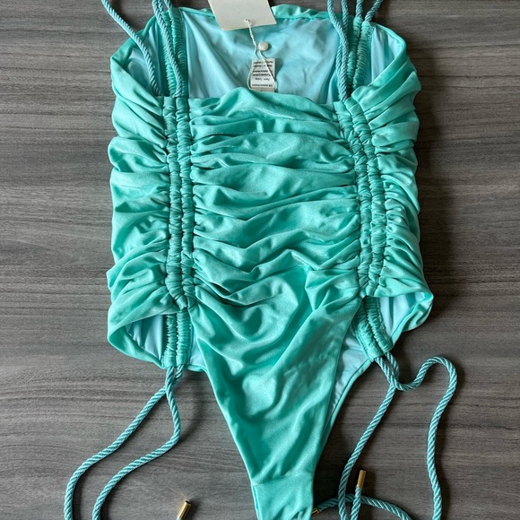 BAOBAB
Ancla Ruched One-Piece Swimsuit - Picture 5 of 7